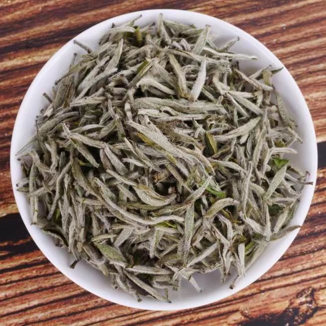 Silver Needle white tea (bai hao yin zhen )