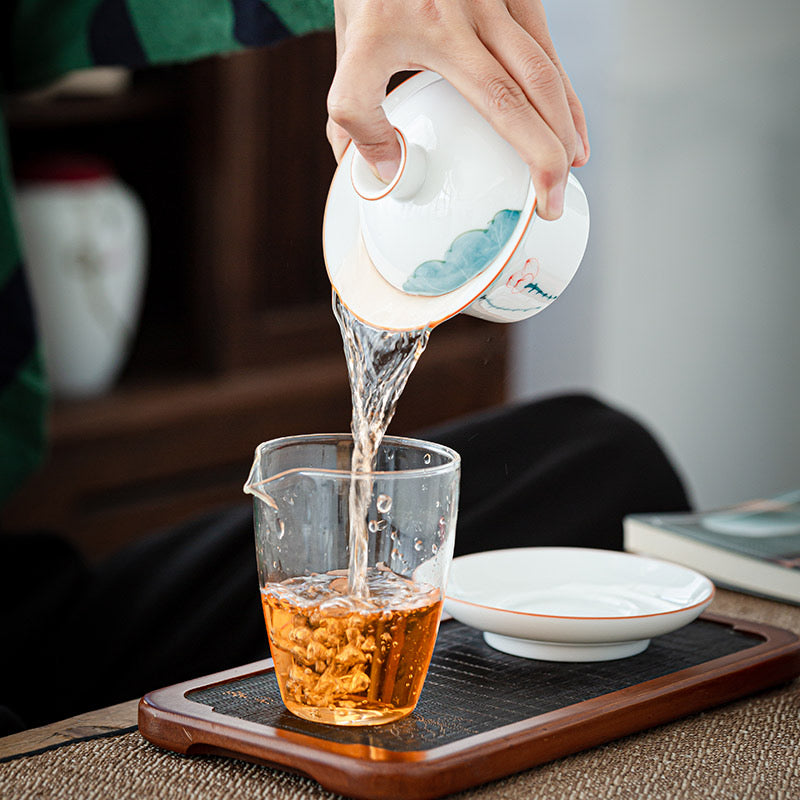 Chinese porcelain hand painted lotus Gaiwan