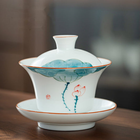 Chinese porcelain hand painted lotus Gaiwan