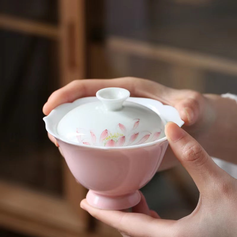 Porcelain teapot hand pained pink lotus gaiwan